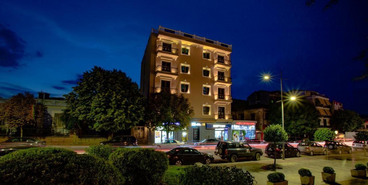 Christi'S Hotel Borova Korce Exterior photo